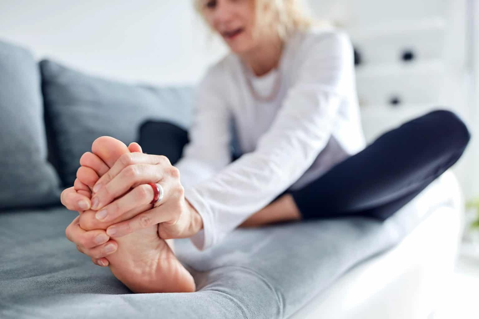 how-long-does-it-take-for-a-sprained-toe-to-heal-discover-causes